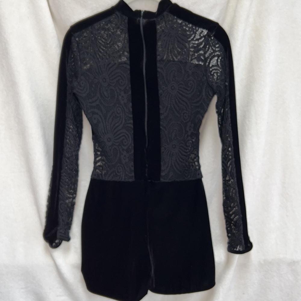Black Velvet and Lace long sleeve dance romper Sz Adult Med - Picture 7 of 9